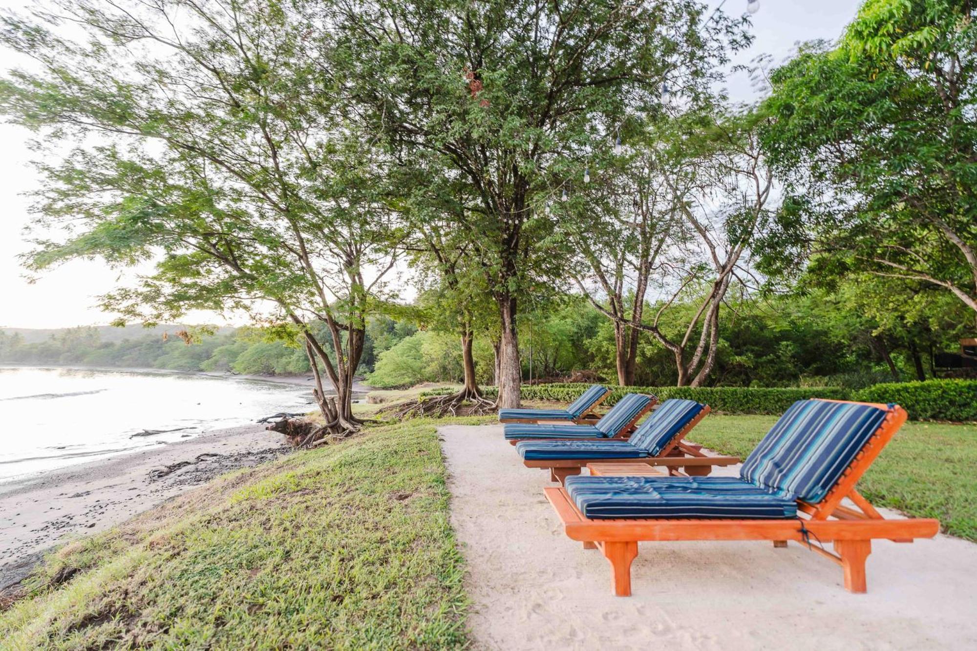Papagayo Golden Palms Beachfront Hotel Panama Exterior photo